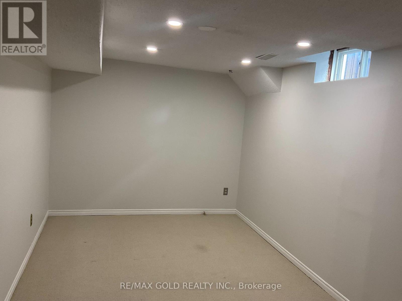 16 Woodsend Run Road, Brampton, Ontario  L6Y 4G8 - Photo 28 - W12496020