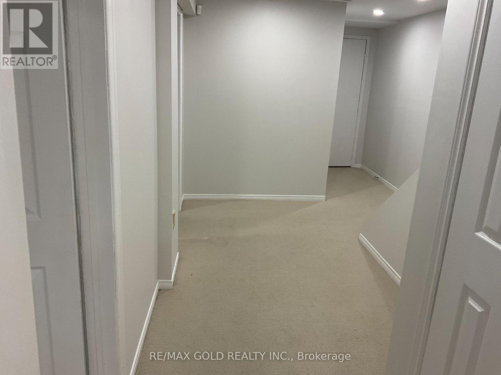 16 Woodsend Run Road, Brampton, Ontario  L6Y 4G8 - Photo 36 - W12496020