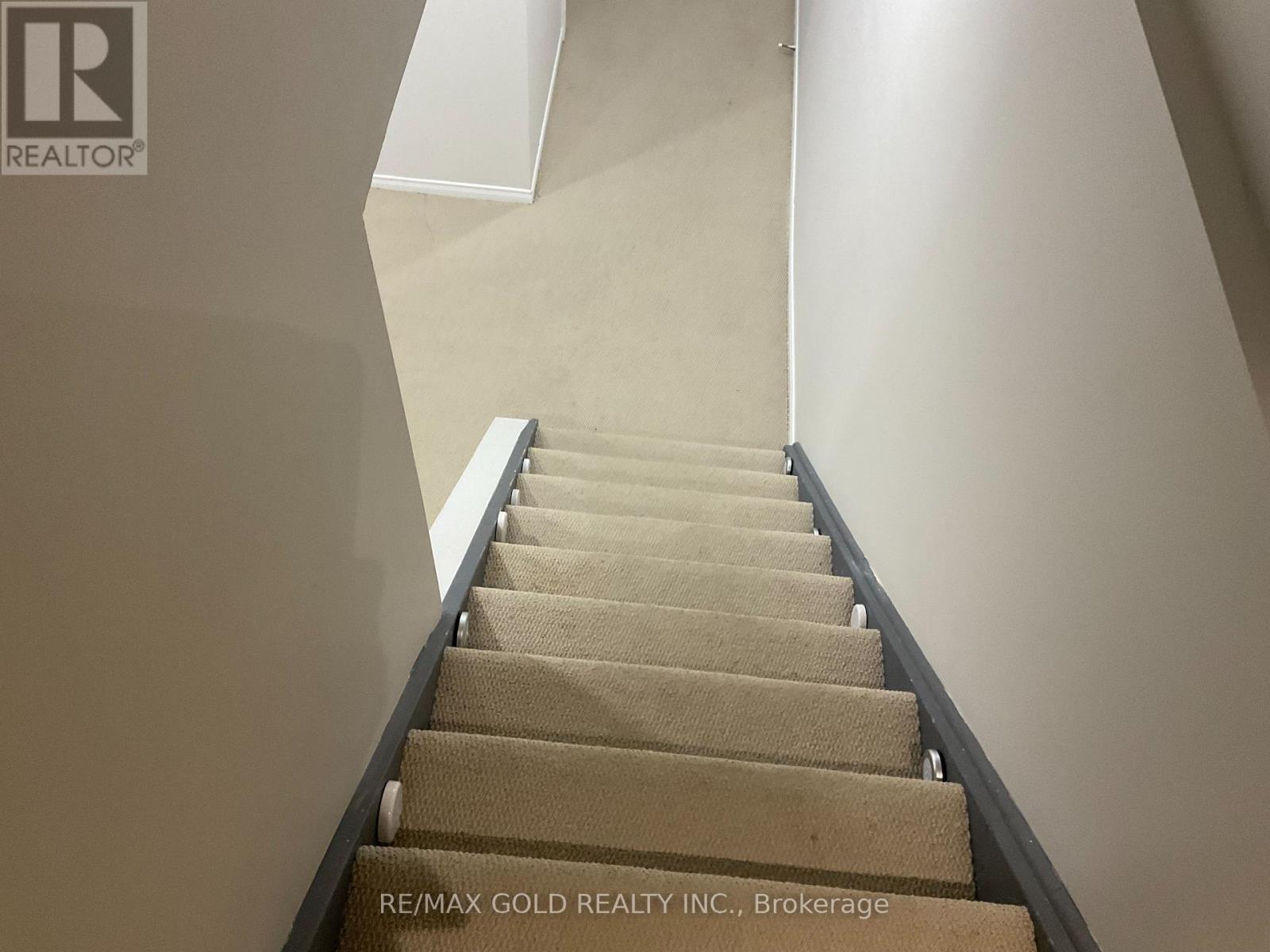 16 Woodsend Run Road, Brampton, Ontario  L6Y 4G8 - Photo 37 - W12496020