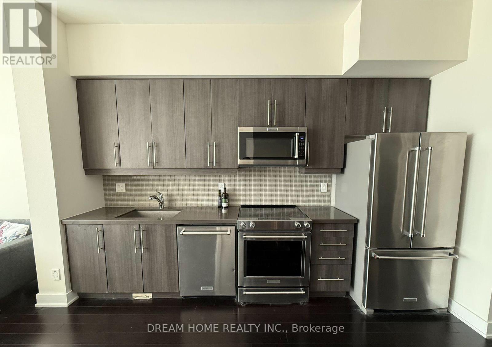 Lph06 - 510 Curran Place, Mississauga, Ontario  L5B 0J8 - Photo 6 - W12501292