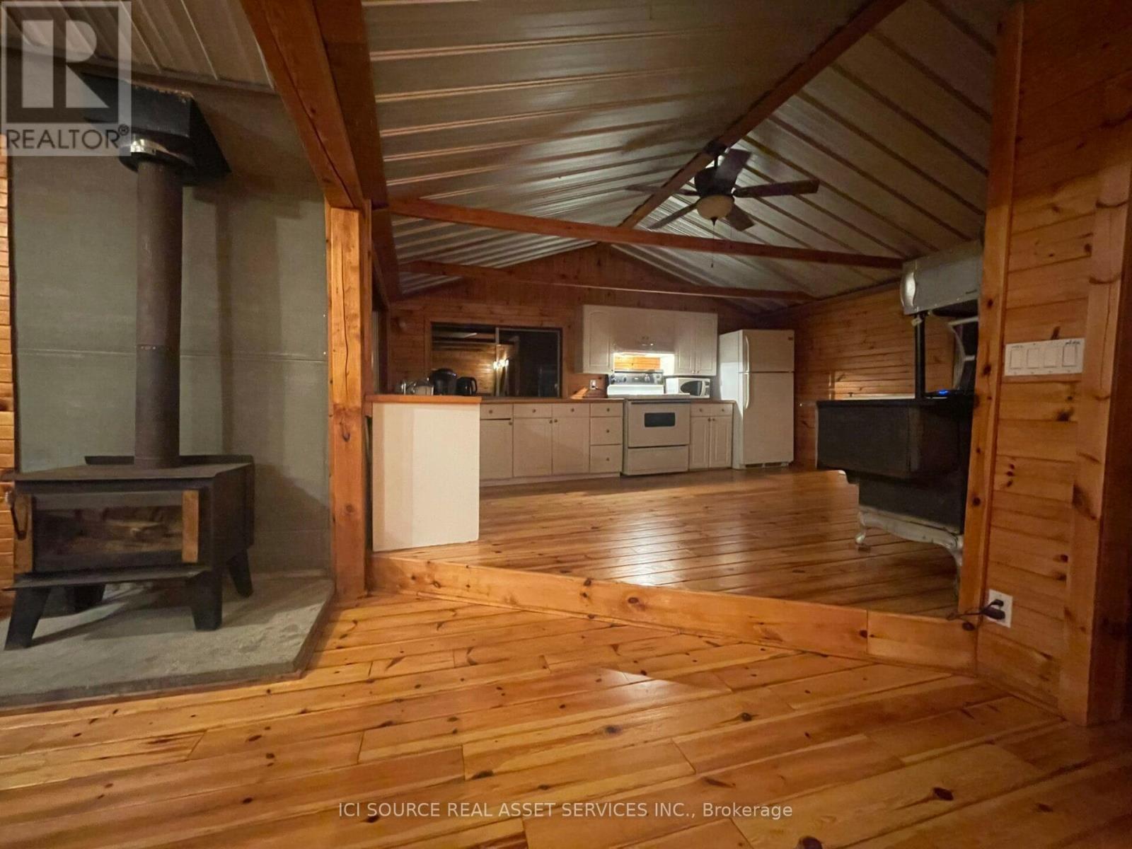 596c Ham Lake Road E, Killarney, Ontario  P0M 1A0 - Photo 18 - X12386244