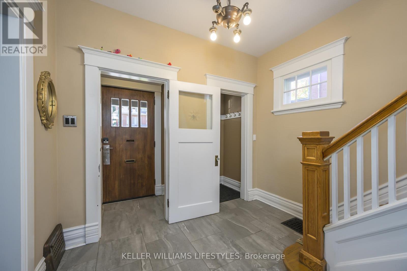 40 Gerrard Street, London South, Ontario  N6C 4C7 - Photo 10 - X12490742