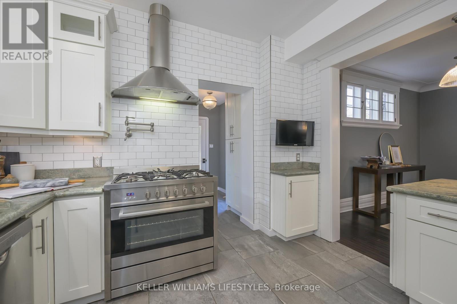 40 Gerrard Street, London South, Ontario  N6C 4C7 - Photo 20 - X12490742