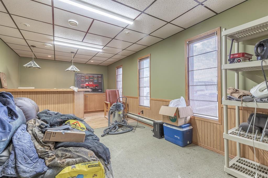 148 Hanover Road E, Steinbach, Manitoba R5G 2T1 - Photo 3 - 202527675