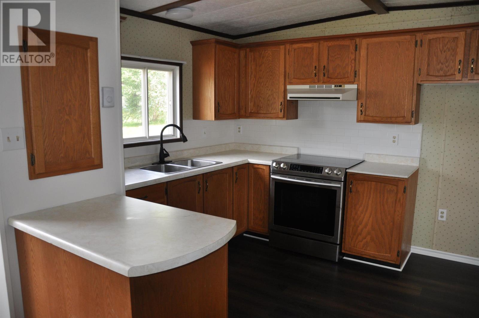 3 Patricia Drive, New Minas, Nova Scotia  B4N 5L3 - Photo 18 - 202518921