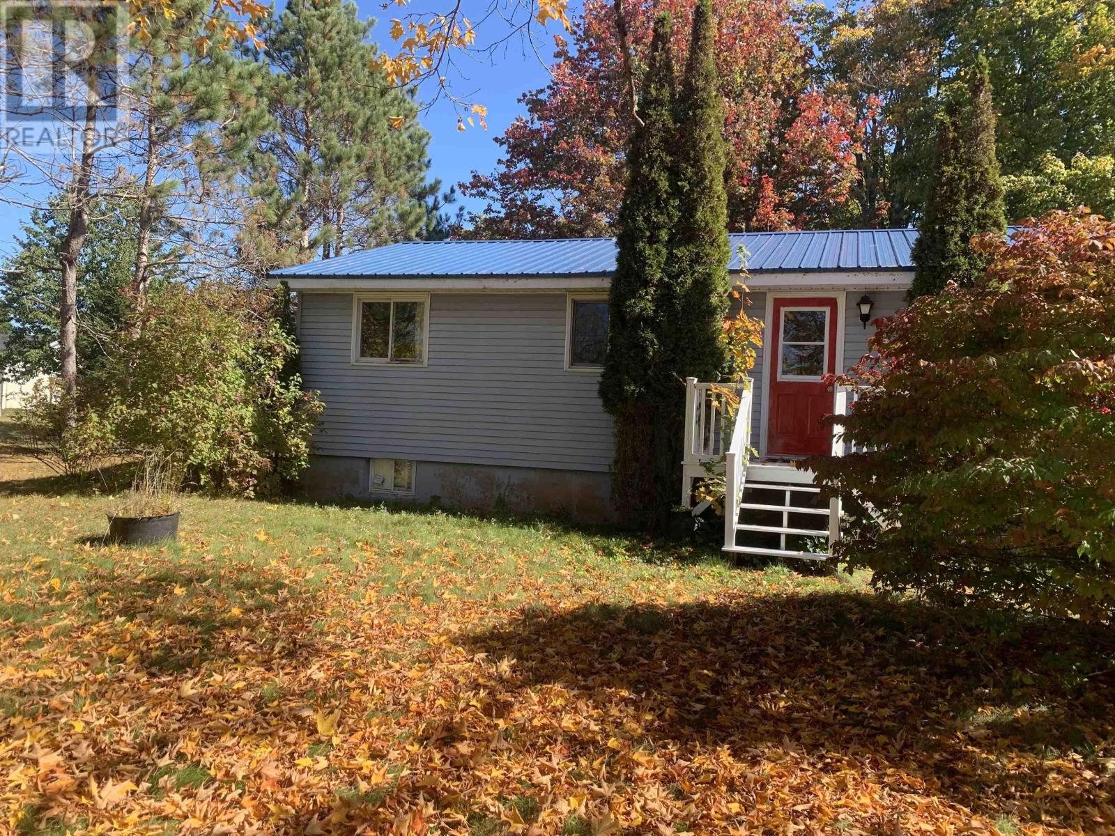 3 Alexander Crescent, Debert, Nova Scotia  B0M 1G0 - Photo 4 - 202524688