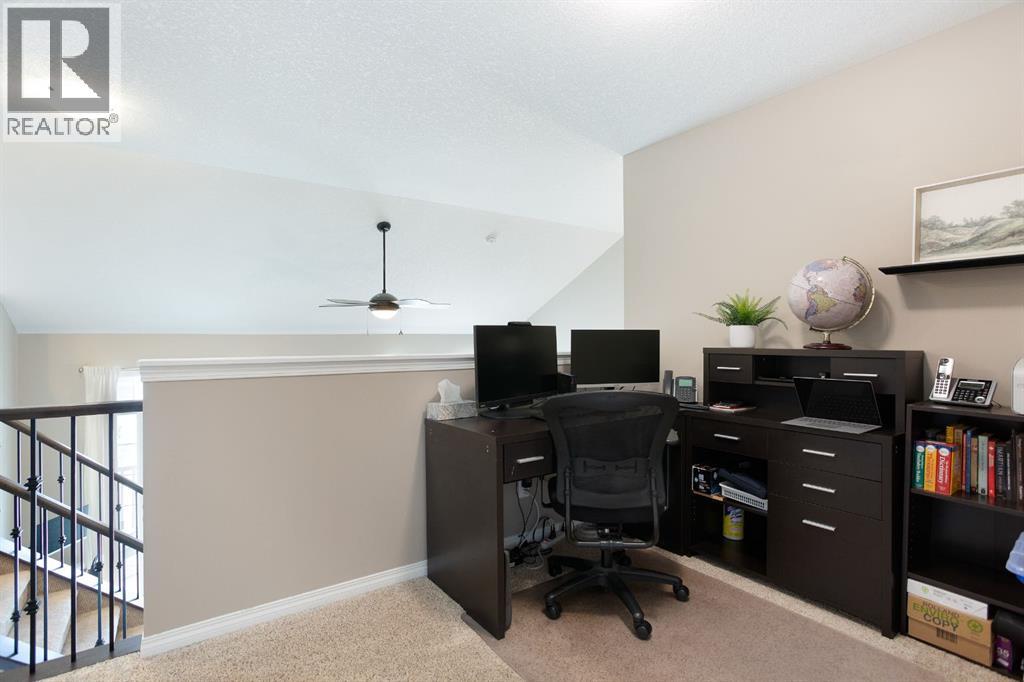 139 Windwood Grove Sw, Airdrie, Alberta  T4B 3S8 - Photo 29 - A2248292