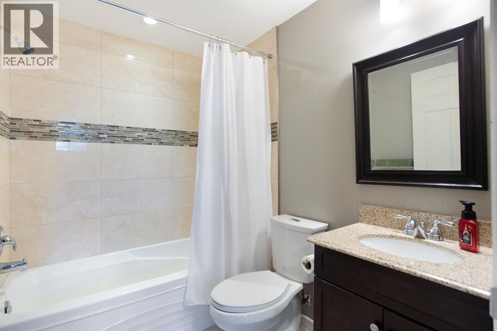 139 Windwood Grove Sw, Airdrie, Alberta  T4B 3S8 - Photo 28 - A2248292