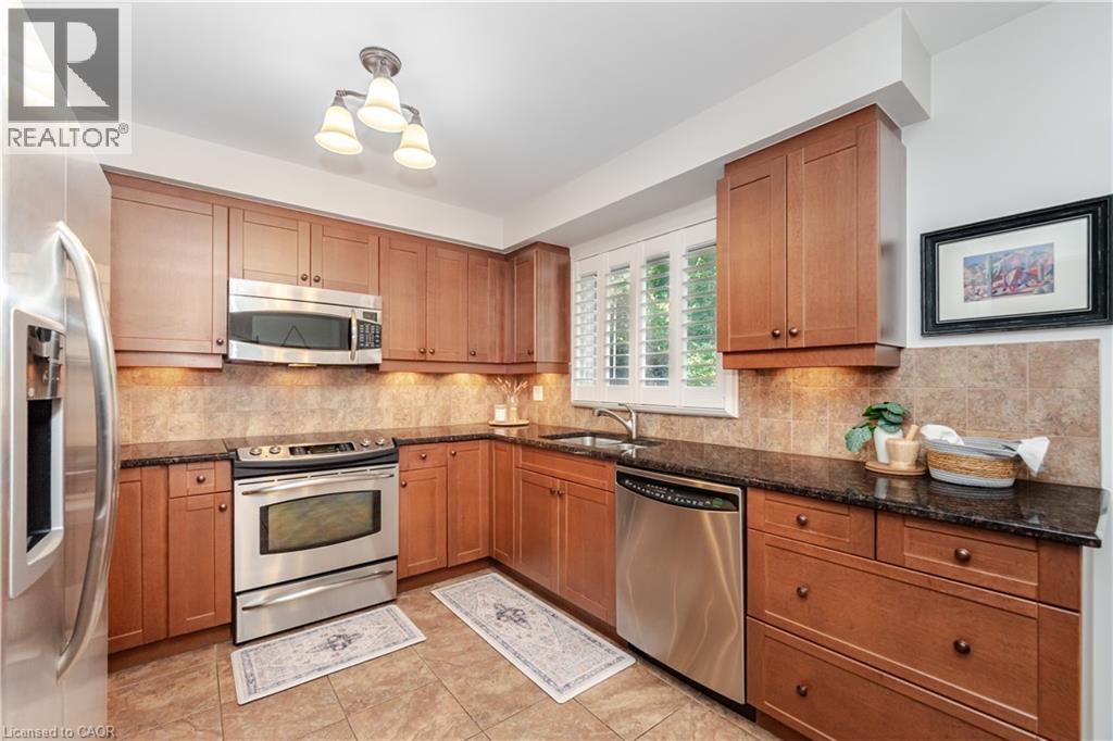 1040 Manchester Crescent, Oakville, Ontario  L6M 1G2 - Photo 13 - 40780549