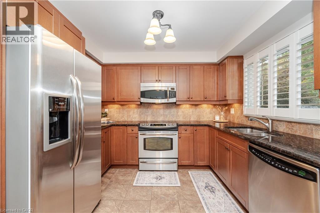 1040 Manchester Crescent, Oakville, Ontario  L6M 1G2 - Photo 14 - 40780549