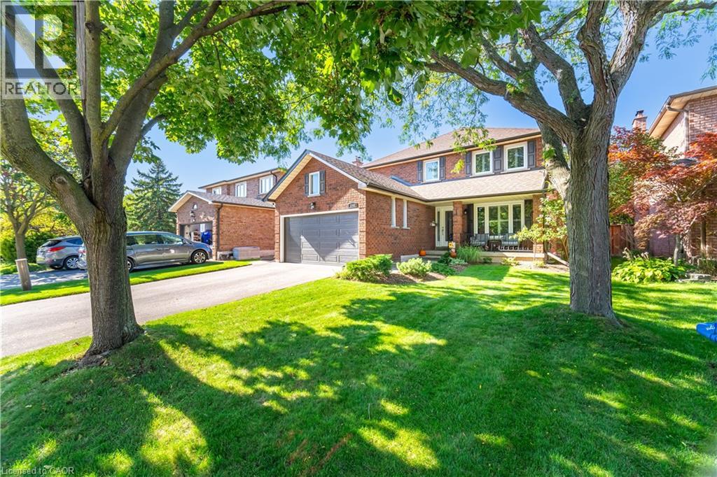 1040 Manchester Crescent, Oakville, Ontario  L6M 1G2 - Photo 2 - 40780549