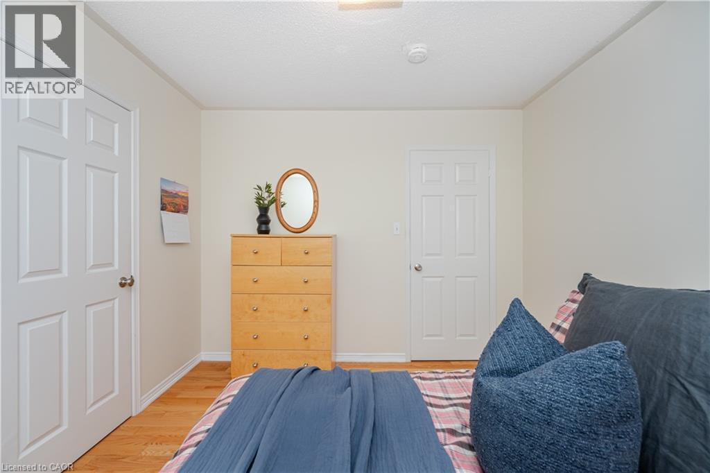 1040 Manchester Crescent, Oakville, Ontario  L6M 1G2 - Photo 31 - 40780549