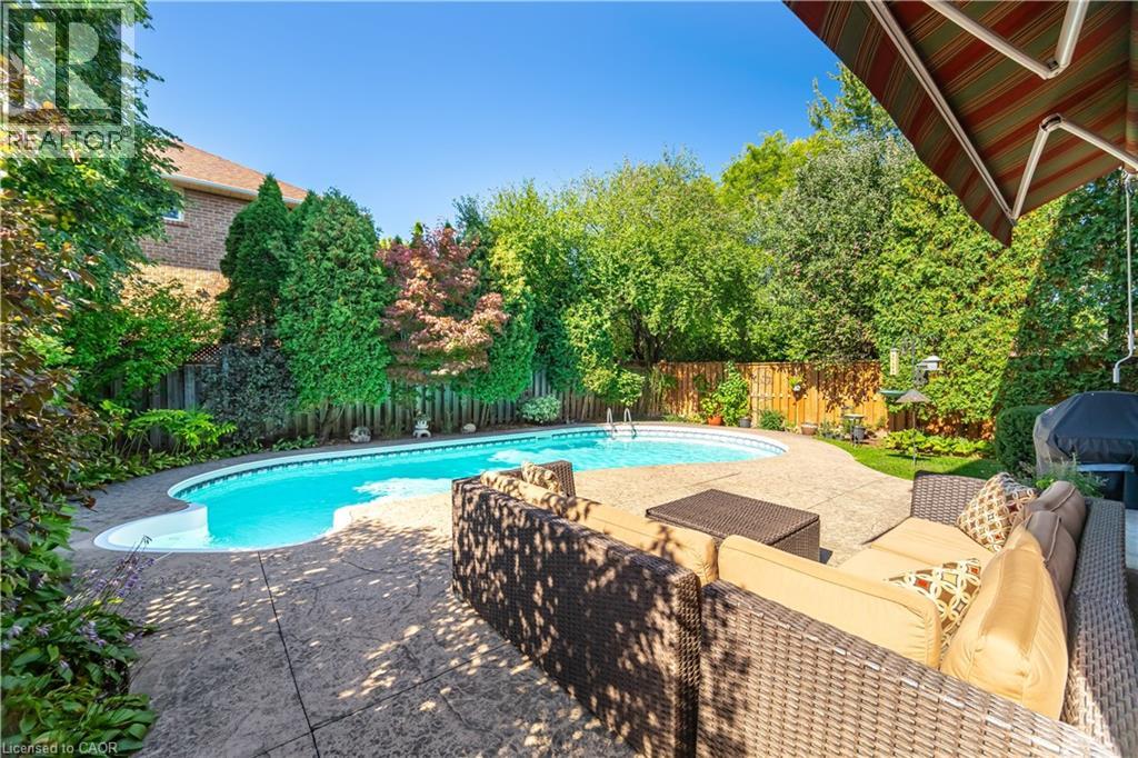 1040 Manchester Crescent, Oakville, Ontario  L6M 1G2 - Photo 45 - 40780549