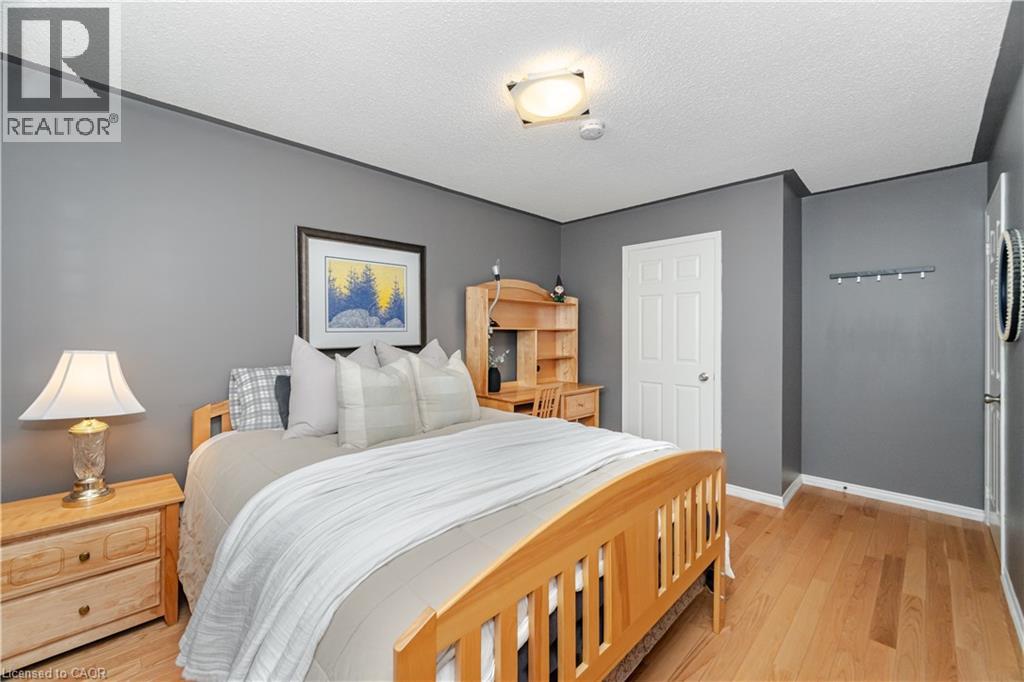 1040 Manchester Crescent, Oakville, Ontario  L6M 1G2 - Photo 29 - 40780549