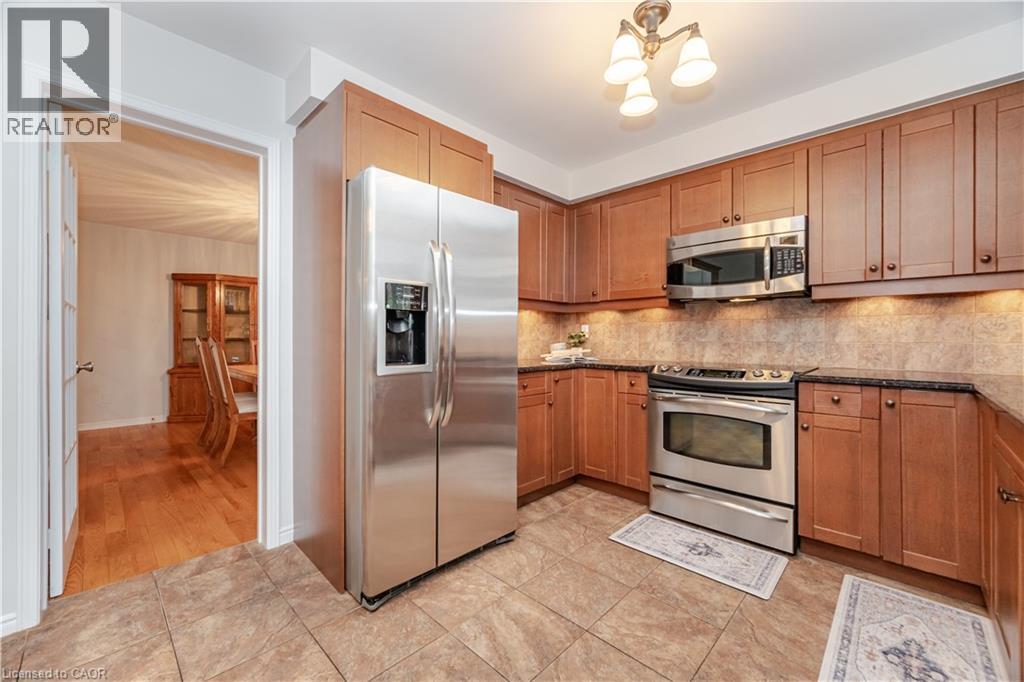 1040 Manchester Crescent, Oakville, Ontario  L6M 1G2 - Photo 16 - 40780549