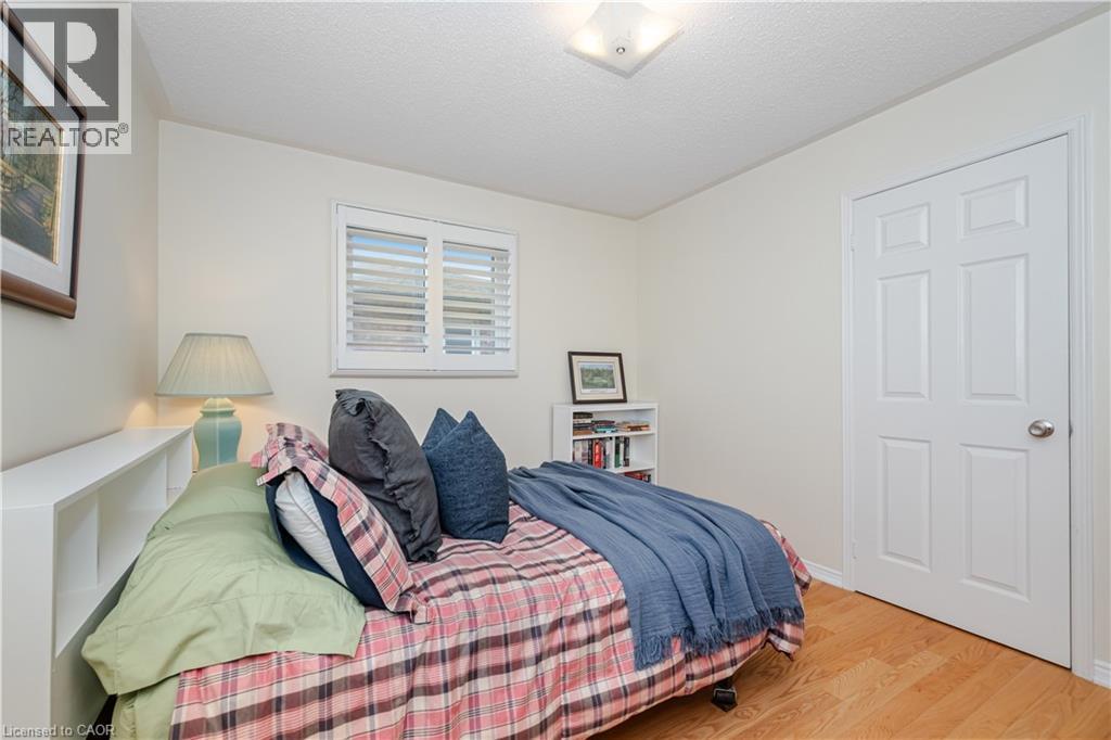 1040 Manchester Crescent, Oakville, Ontario  L6M 1G2 - Photo 30 - 40780549