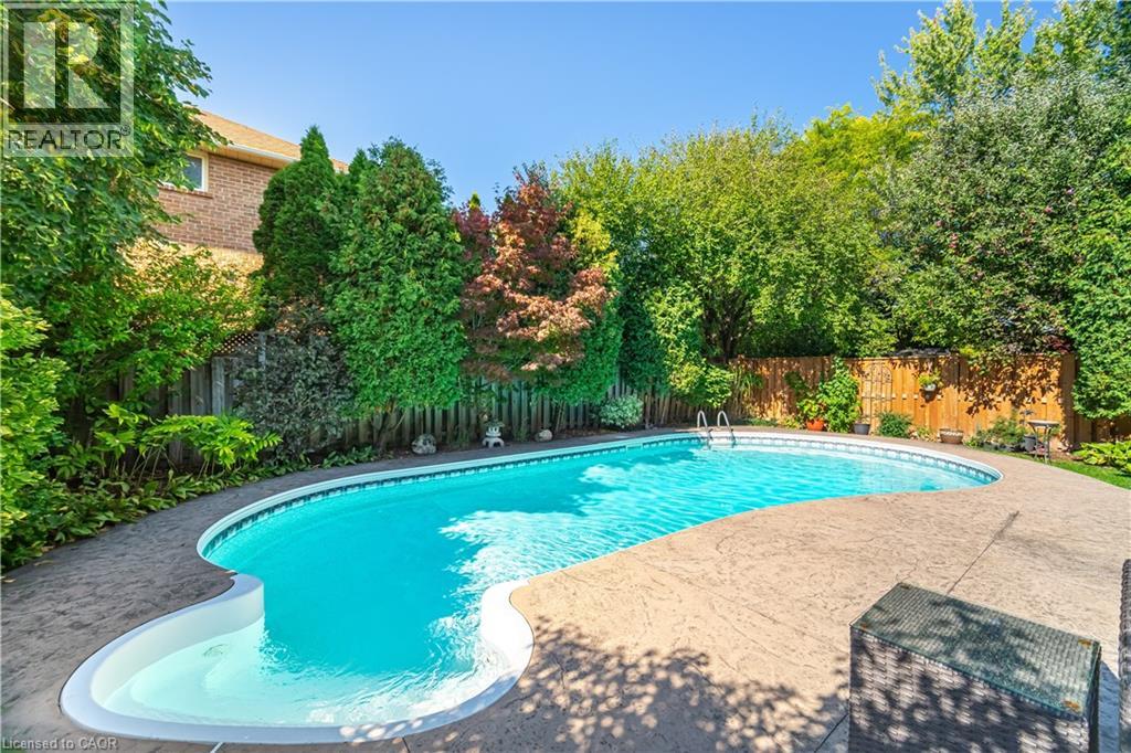 1040 Manchester Crescent, Oakville, Ontario  L6M 1G2 - Photo 46 - 40780549