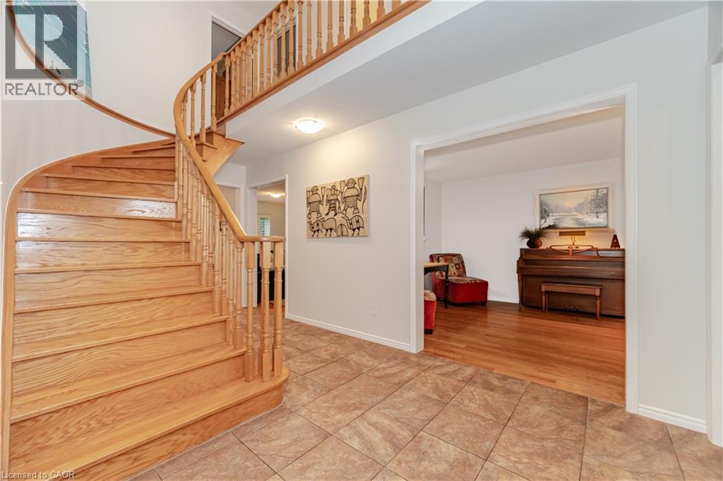 1040 Manchester Crescent, Oakville, Ontario  L6M 1G2 - Photo 6 - 40780549