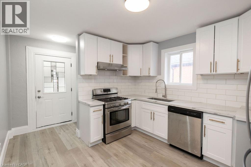 25 West 3rd Street, Hamilton, Ontario  L9C 3J8 - Photo 8 - 40781170