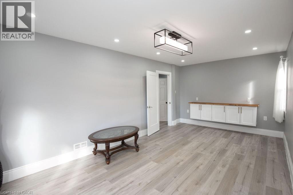 25 West 3rd Street, Hamilton, Ontario  L9C 3J8 - Photo 11 - 40781170