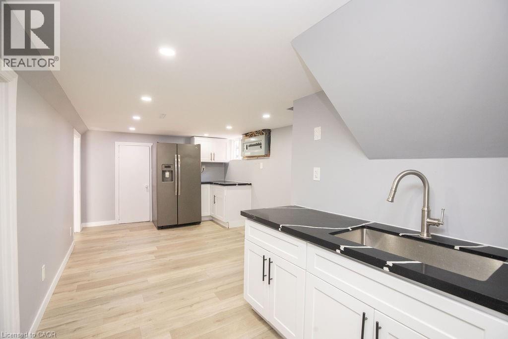 25 West 3rd Street, Hamilton, Ontario  L9C 3J8 - Photo 33 - 40781170