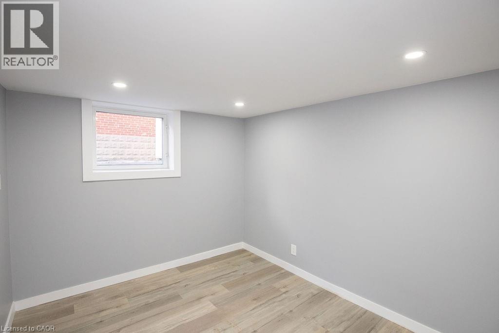 25 West 3rd Street, Hamilton, Ontario  L9C 3J8 - Photo 35 - 40781170