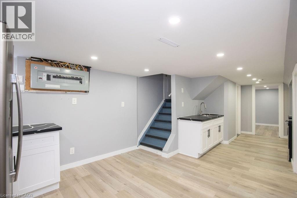 25 West 3rd Street, Hamilton, Ontario  L9C 3J8 - Photo 28 - 40781170