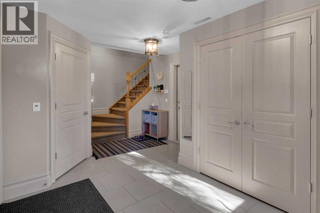 1946 29 Street Sw, Calgary, Alberta  T3E 2J8 - Photo 5 - A2265731