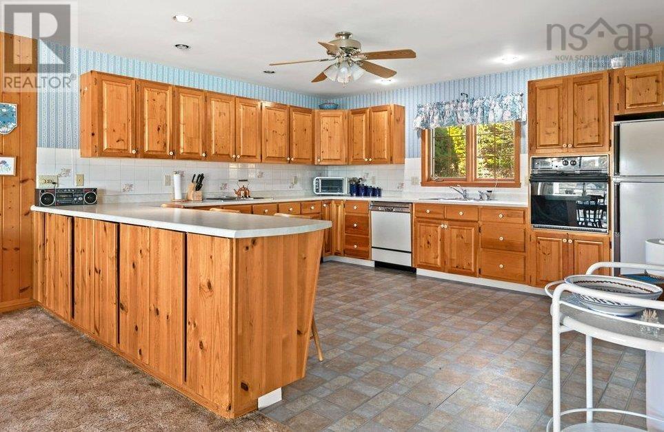 248 Marine Drive, Chester Basin, Nova Scotia  B0J 1K0 - Photo 10 - 202526767