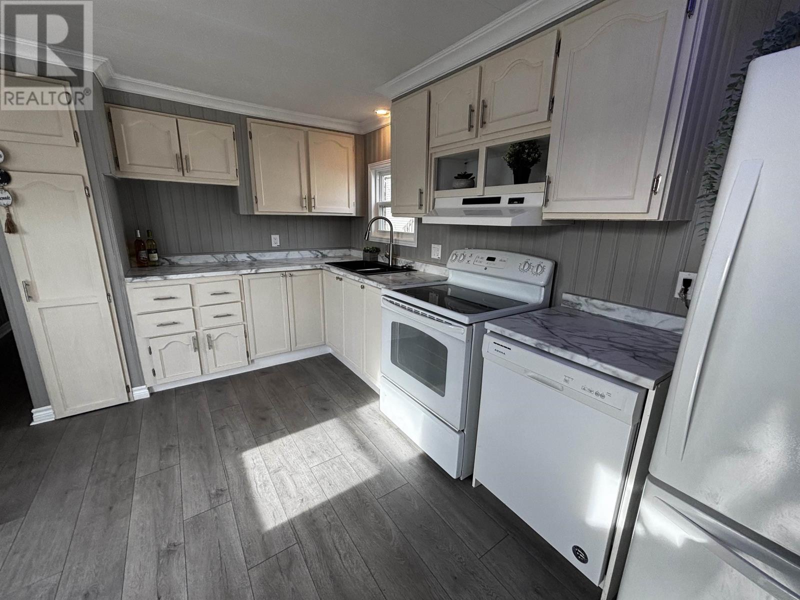 26 Gantry Road, Middle Sackville, Nova Scotia  B4E 1B9 - Photo 7 - 202526905