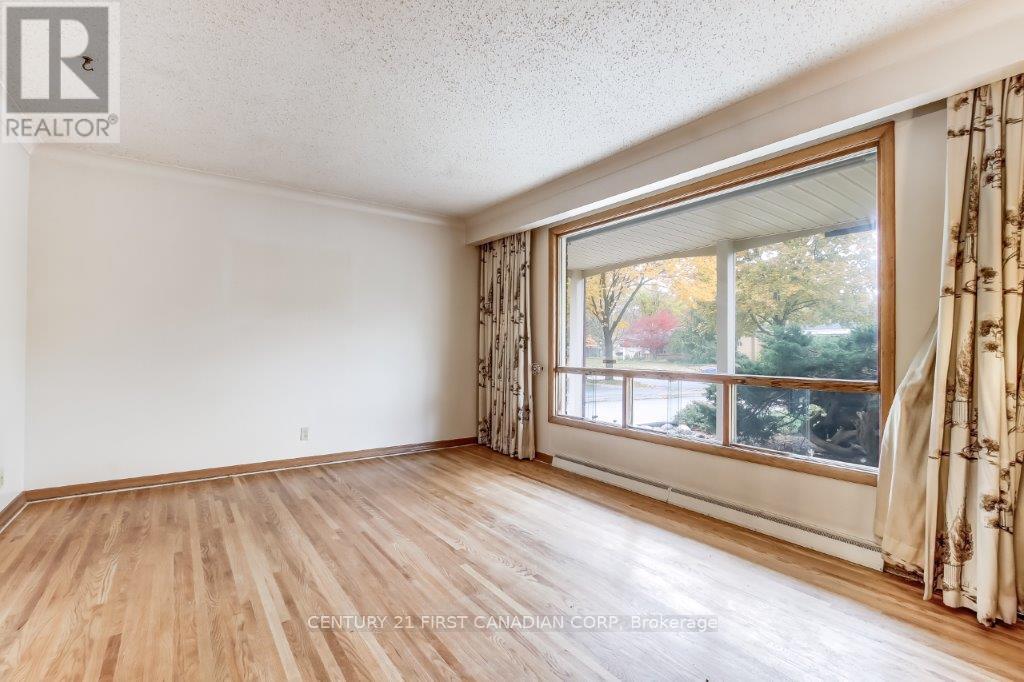 1184 Sorrel Road, London East, Ontario  N5V 2N3 - Photo 5 - X12502418