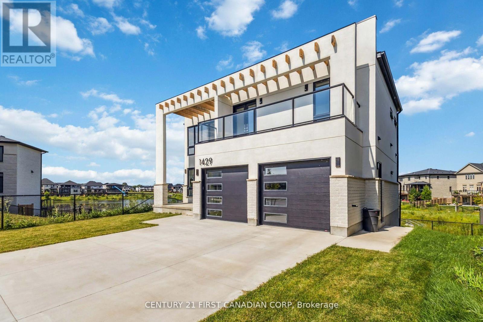 1429 Medway Park Drive, London North, Ontario  N6G 0Z6 - Photo 4 - X12502504