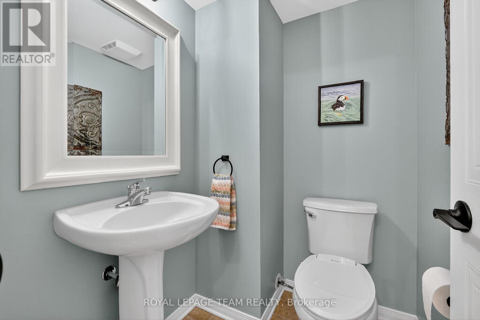 548 Lakeridge Drive Ne, Ottawa, Ontario  K4A 0H5 - Photo 18 - X12502344