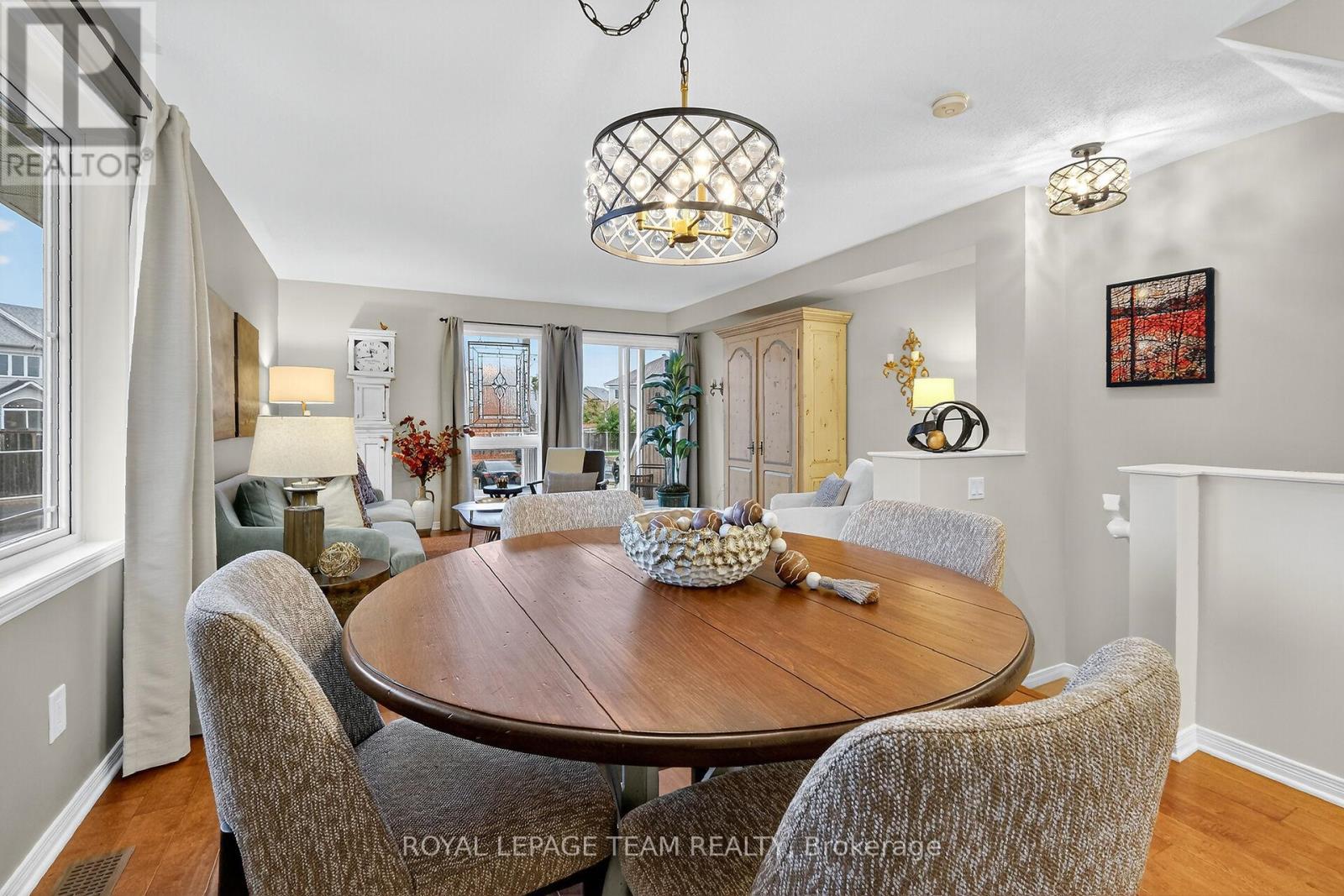 548 Lakeridge Drive Ne, Ottawa, Ontario  K4A 0H5 - Photo 21 - X12502344