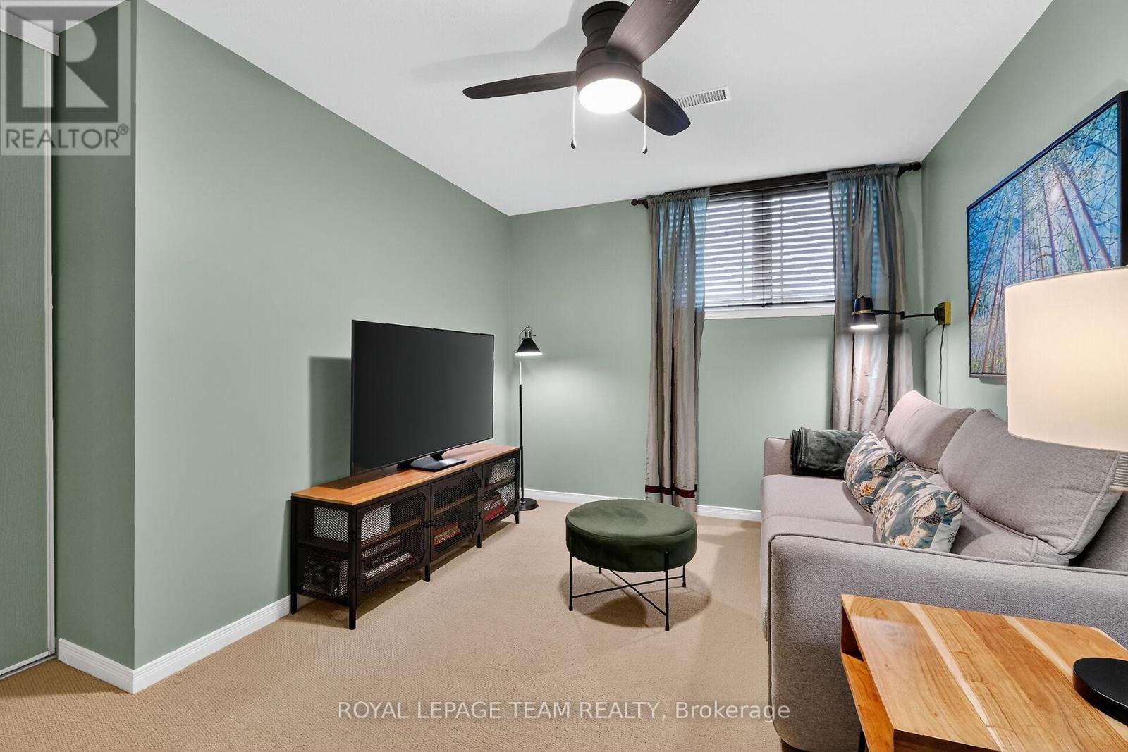 548 Lakeridge Drive Ne, Ottawa, Ontario  K4A 0H5 - Photo 29 - X12502344