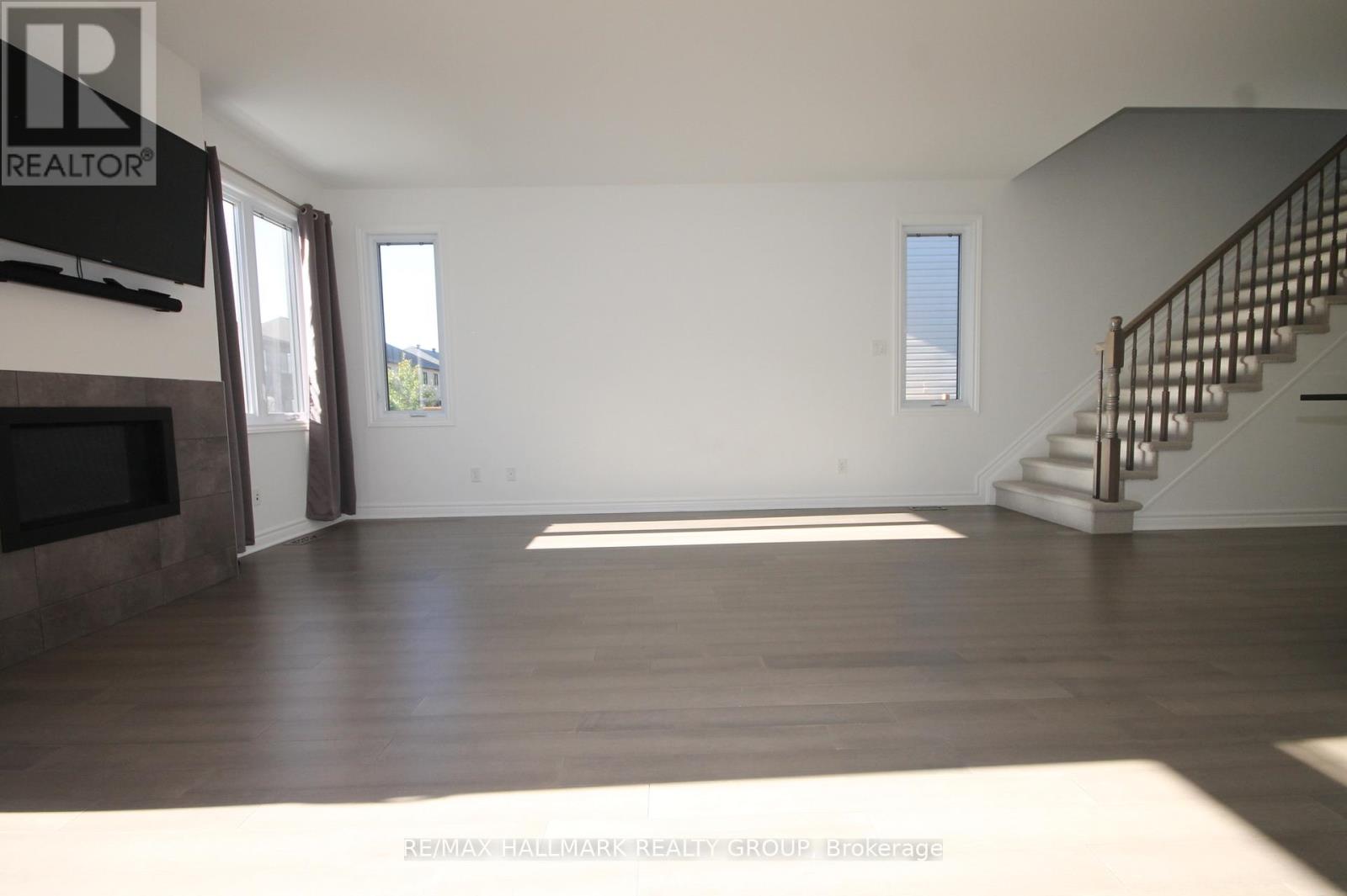 280 Munro Street, Carleton Place, Ontario  K7C 0P2 - Photo 9 - X12502420