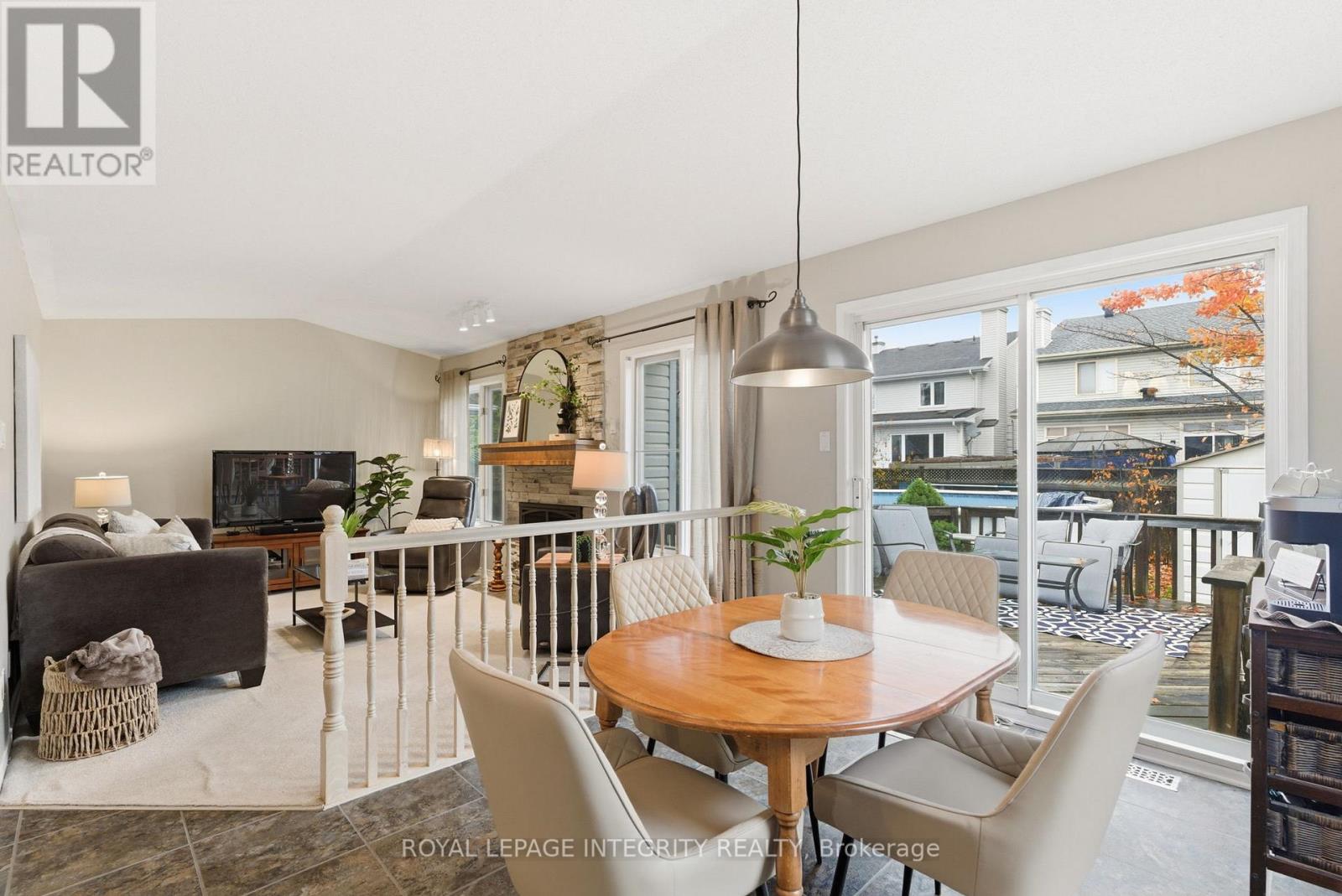 33 Wiltshire Circle, Ottawa, Ontario  K2J 4L1 - Photo 26 - X12502424