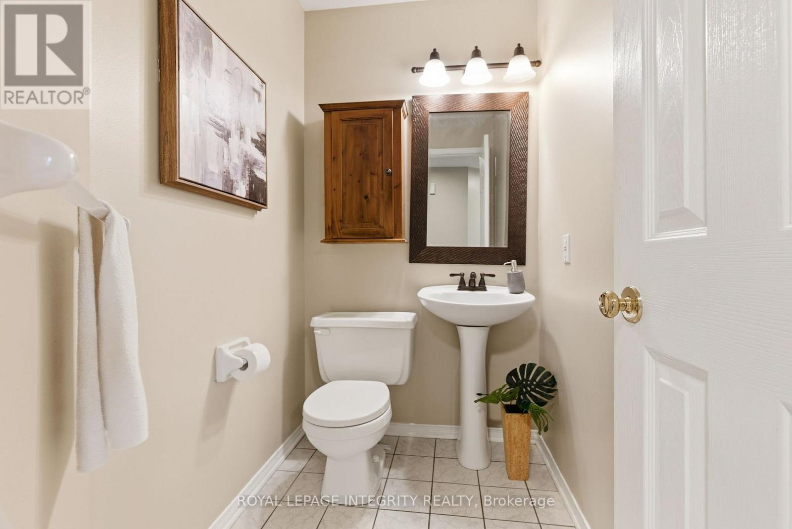 33 Wiltshire Circle, Ottawa, Ontario  K2J 4L1 - Photo 30 - X12502424