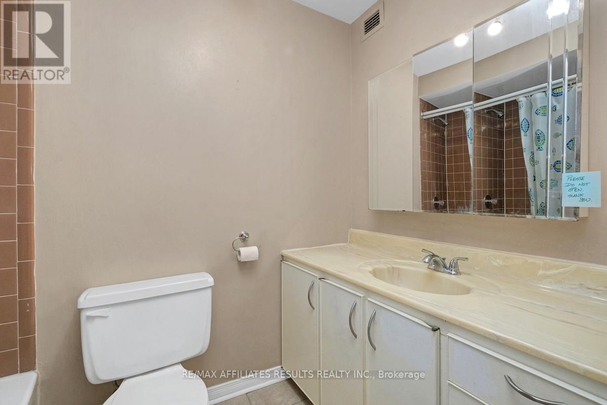 304 - 415 Greenview Avenue, Ottawa, Ontario  K2B 8G5 - Photo 30 - X12502456