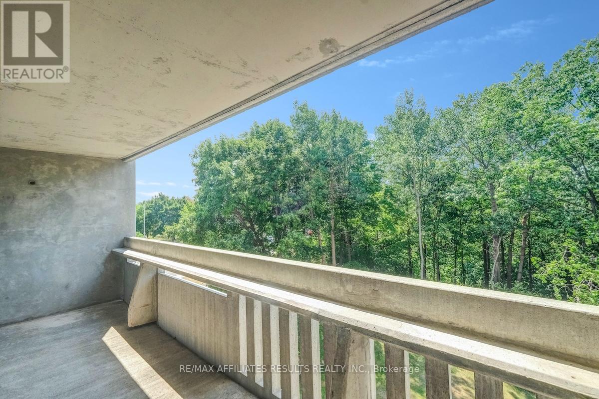 304 - 415 Greenview Avenue, Ottawa, Ontario  K2B 8G5 - Photo 31 - X12502456