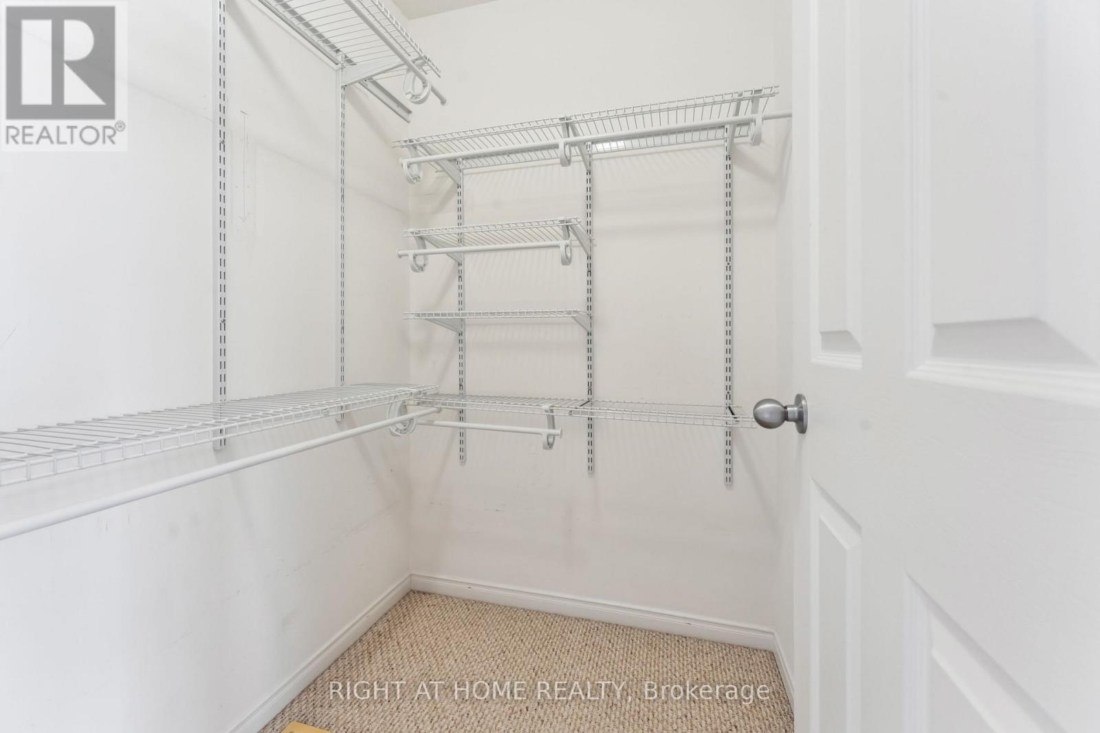 142 Lokoya Street, Ottawa, Ontario  K2S 0J4 - Photo 14 - X12502464