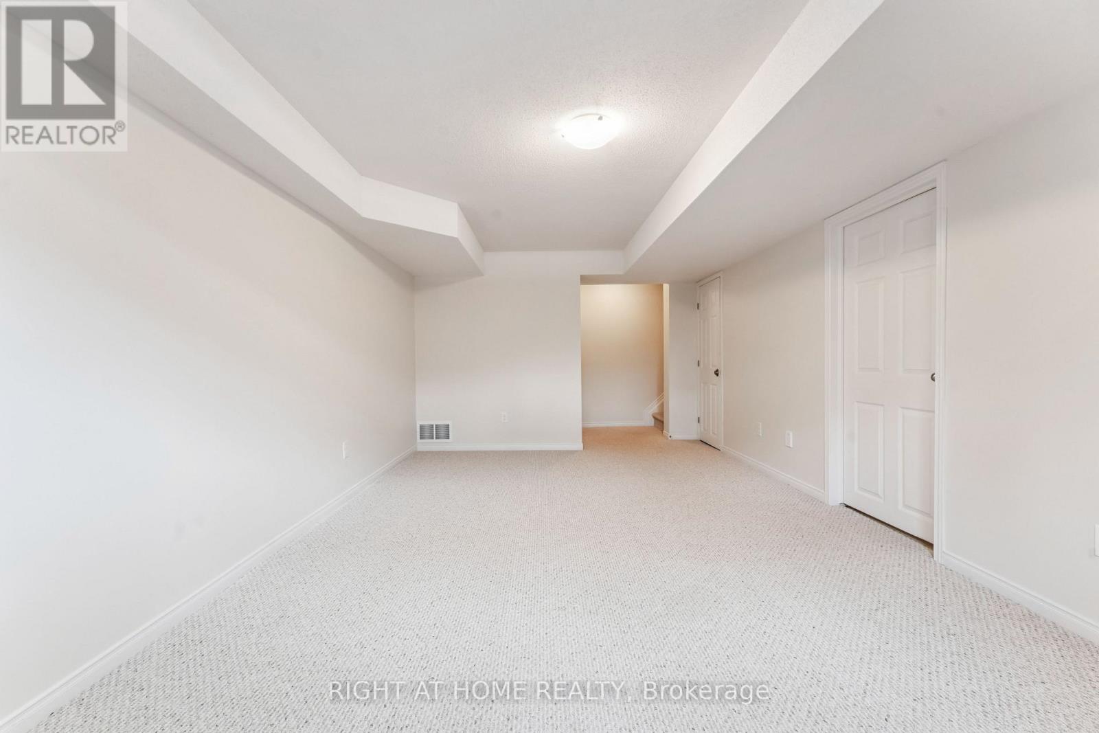 142 Lokoya Street, Ottawa, Ontario  K2S 0J4 - Photo 29 - X12502464