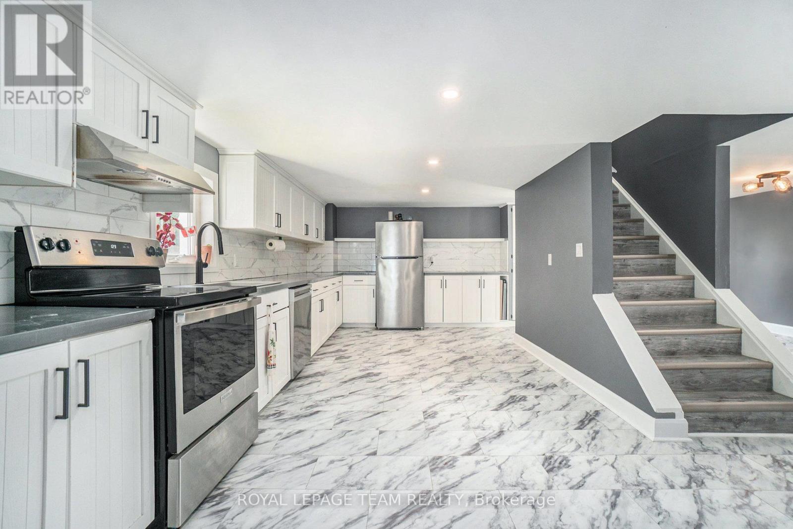 649 County Rd 29 Road, Elizabethtown-Kitley, Ontario  K0G 1G0 - Photo 16 - X12502530