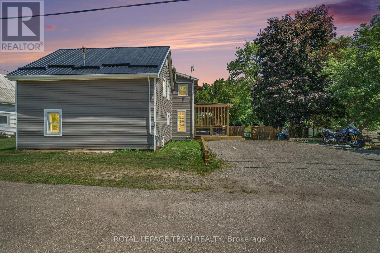 649 County Rd 29 Road, Elizabethtown-Kitley, Ontario  K0G 1G0 - Photo 3 - X12502530