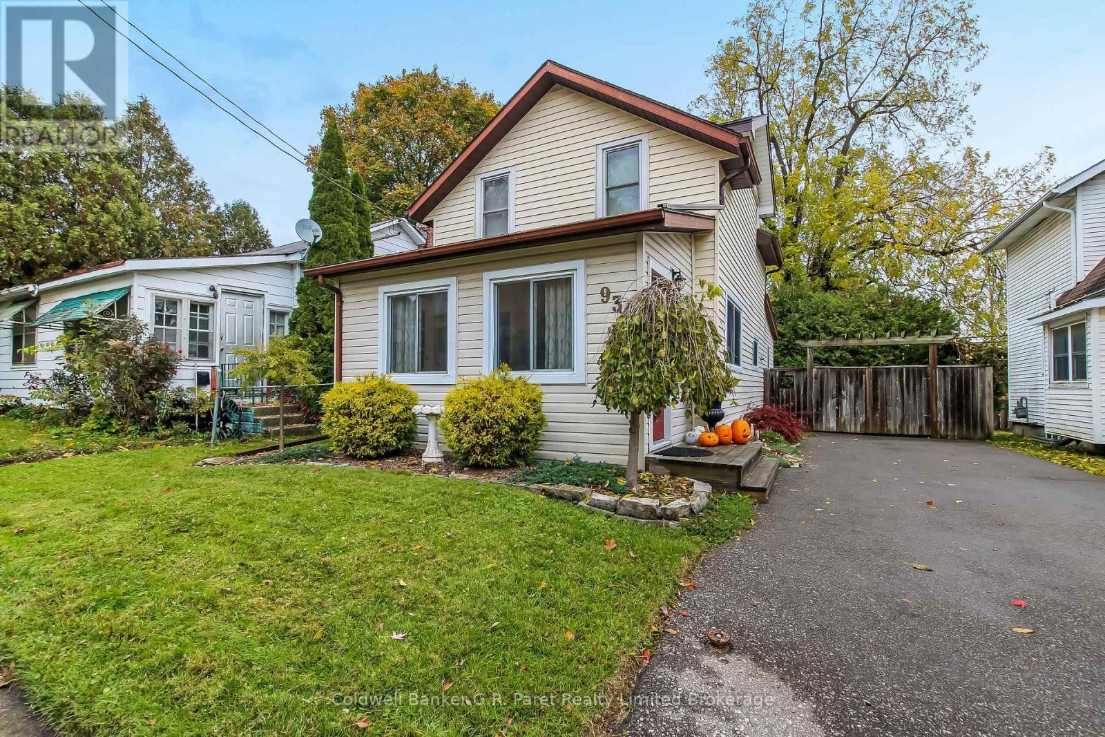 93 King Lane, Norfolk, Ontario  N3Y 3Z6 - Photo 1 - X12502436