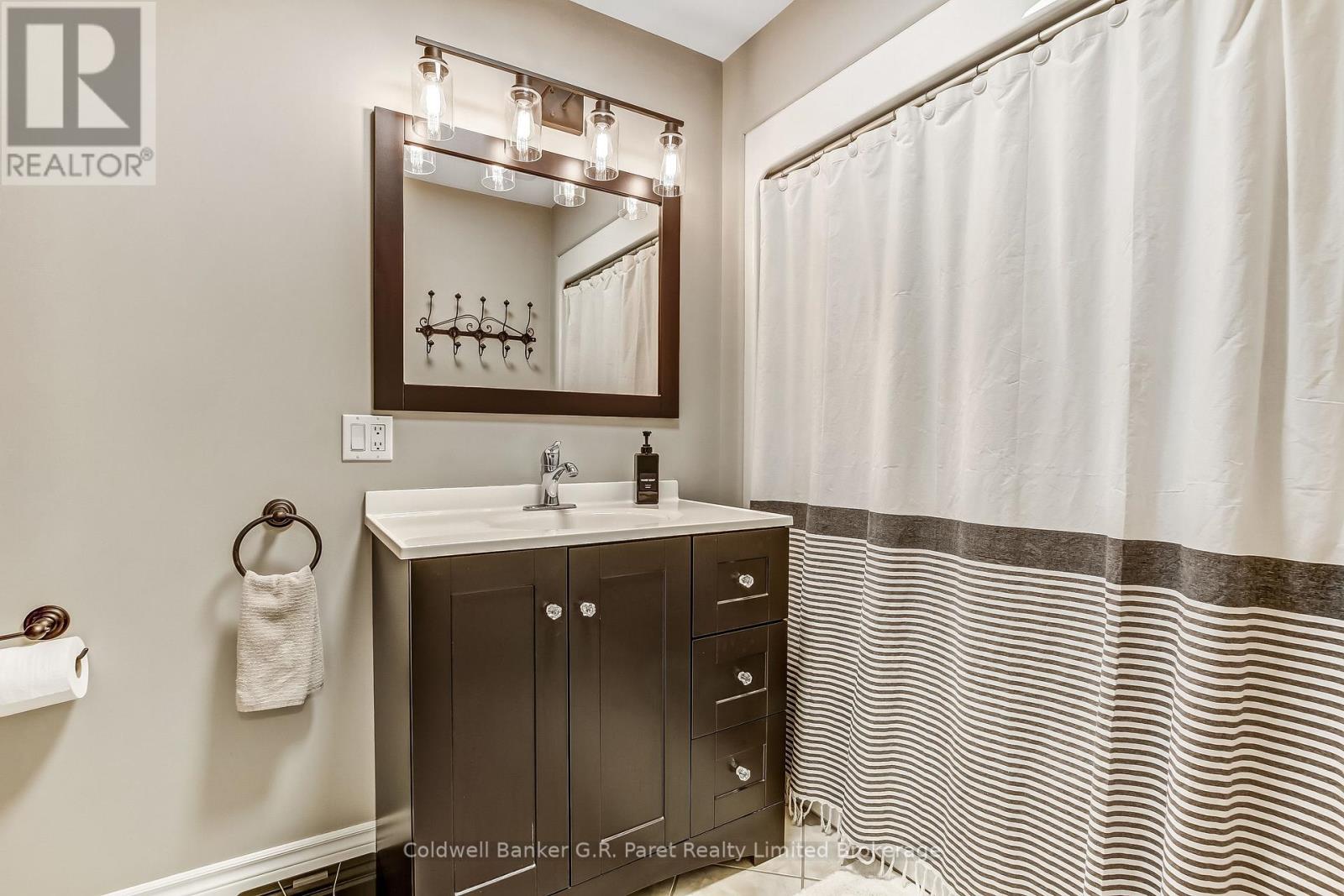 93 King Lane, Norfolk, Ontario  N3Y 3Z6 - Photo 13 - X12502436