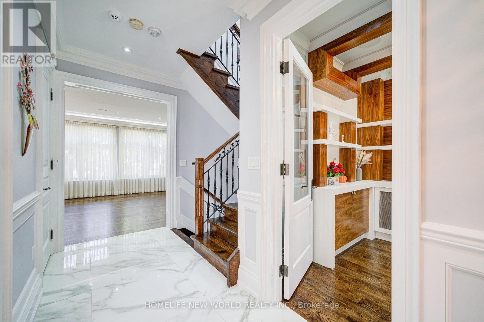 232 Princess Avenue, Toronto, Ontario  M2N 3S1 - Photo 4 - C12502156