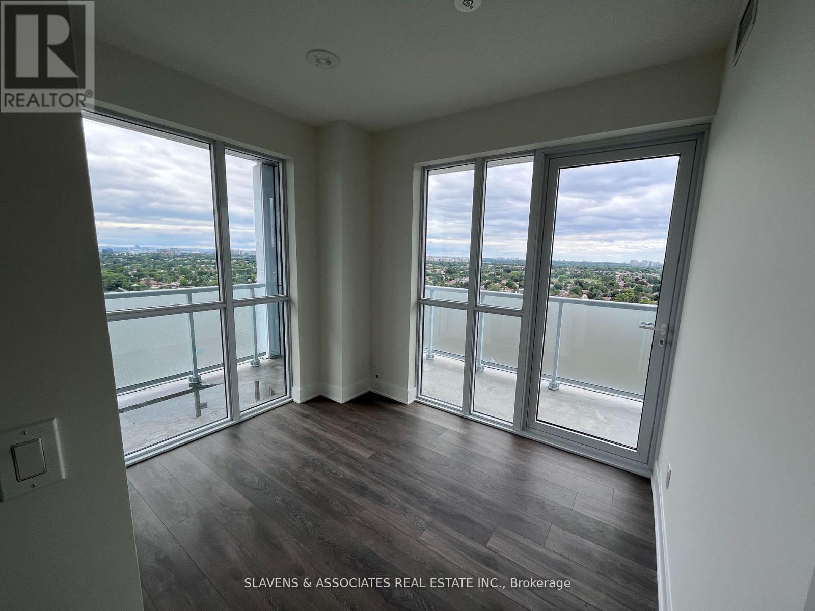 2107 - 188 Fairview Mall Drive, Toronto, Ontario  M2J 0H7 - Photo 4 - C12502160