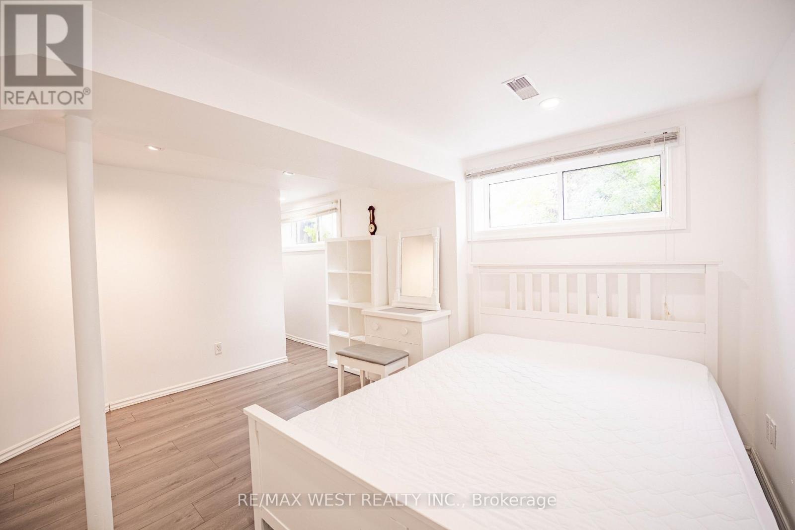 Basement - 235 Pleasant Avenue, Toronto, Ontario  M2M 1M6 - Photo 13 - C12502218