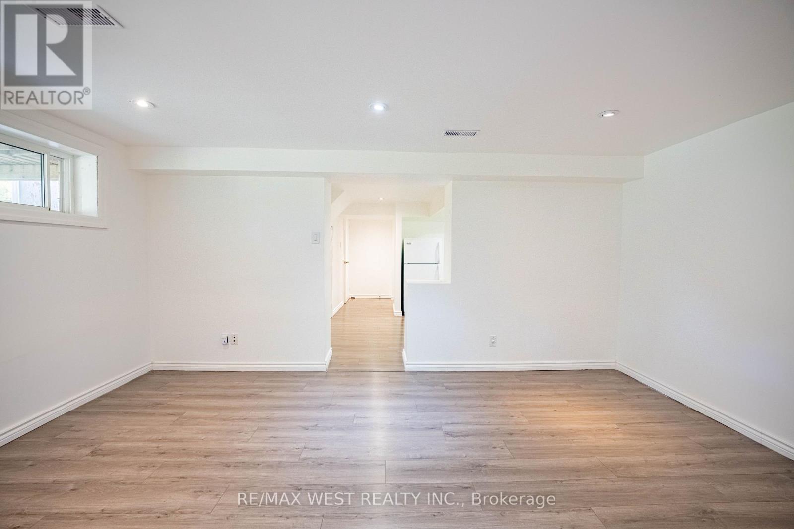 Basement - 235 Pleasant Avenue, Toronto, Ontario  M2M 1M6 - Photo 8 - C12502218